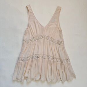 American Eagle boho cream lace tiered oversized V neck tunic tank • size XS